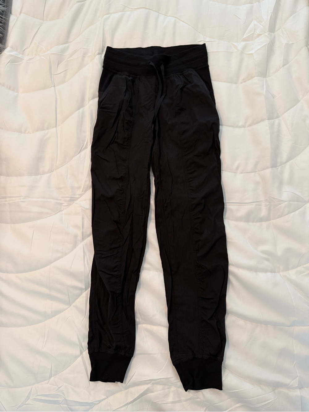 lululemon athletica women’s Black Jogger pants
